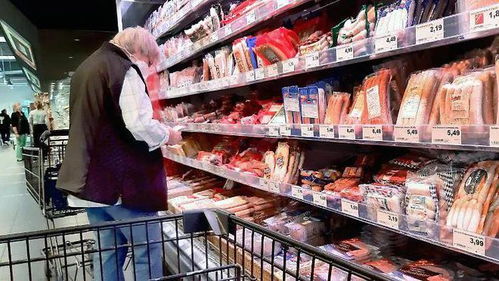 德國肉業(yè)丑聞 多家肉廠被曝將“下腳料肉漿”用作衛(wèi)生填充料引消費(fèi)者憤怒
